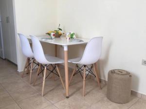 Seafront apartment in Kiveri, near Nafplion.