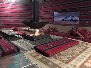 wadi rum stars tour with camping