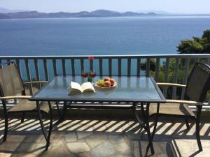 Seaside maisonette in Kiveri, near Nafplion. Arkadia Greece