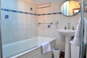 Petrock Holiday Cottages