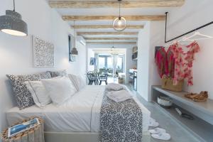 aelia suites milos