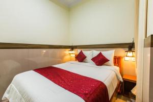 Phòng Hạng Bình dân có Giường Đôi và Nhìn ra Biển (Budget Double Room with Sea View)