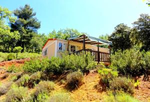 Villages vacances La Colline des Ocres Village de vacances 3 etoiles : Mobile Home (4-6 Adultes) 