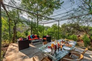 SaffronStays Masaya, Alibaug - pet-friendly villa with alfresco dining - Vāshi