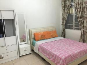 Cameron Supersave Apartment @ Crown Imperial Court