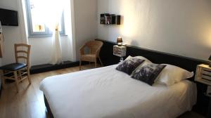 Hotels Hotel des Alpes : photos des chambres