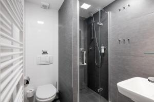 Small Double or Twin Room room in Hotel Ostrov