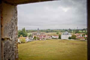 Hotels Chateau De Champdolent : photos des chambres