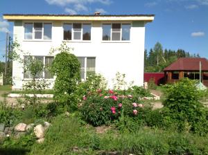 Гостевой дом У озера - Белозёрск