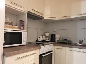 Apartment Near the Lakes