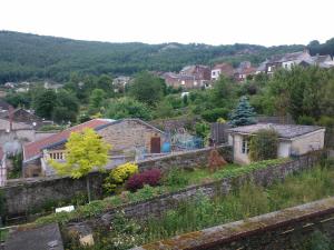 Hotels Logis Le Franco Belge : photos des chambres