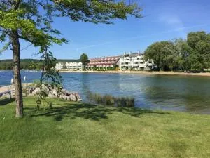 111 Water Street Inn - Boyne City