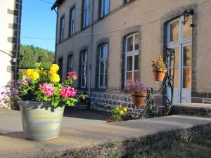 B&B / Chambres d'hotes Leclosdipontine l'ecole des demoiselles : photos des chambres