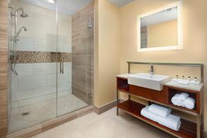 Room Selected at Check-In room in Movie Colony Hotel