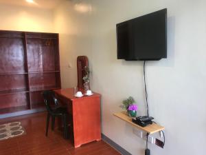 Cawit Resort and Cafe