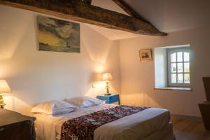 Hotels Chateau De Champdolent : photos des chambres