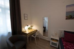 No. 11 Apartment with 2 bathrooms next to railway station