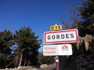 Appartements Bastidon a Gordes avec piscine : photos des chambres