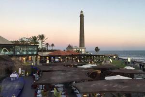 TABLERO 203, Increíble Apto 6 pax cerca Playa del Inglés