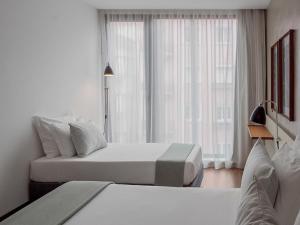 Superior Deluxe Double or Twin Room with Extra Bed room in Lux Lisboa Park