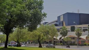 Apartamento frente a Palacio de Congresos (Fibes)