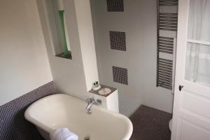B&B / Chambres d'hotes Le Chaton Rouge : photos des chambres