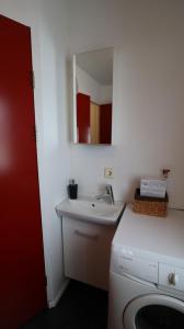 Sandhaugar Guesthouse