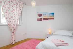 SPLIT APARTMAN free private garage