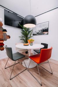 Hanna's suite with free parking 