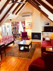 Broadwater Inn Cottages Baddeck Canada J2ski