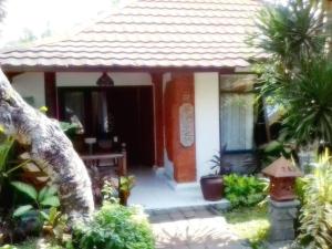 Gazebo Beach Hotel