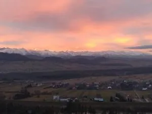 DOMEK W GÓRACH I NAD JEZIOREM CZORSZTYŃSKIM - Dębno