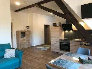 Ferienwohnungen Zeller - Adelmannsdorf