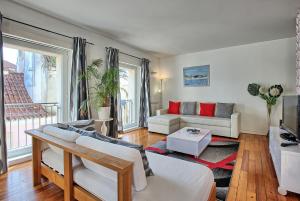 MyPlaceLisbon - Bairro Alto Apartment