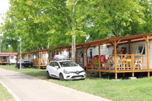 Balatontourist Füred Camping & Bungalows