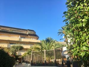 Antibes Juan les Pins center,1 bedroom apart, pool