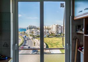 Alimos marina huge 3bd apartment