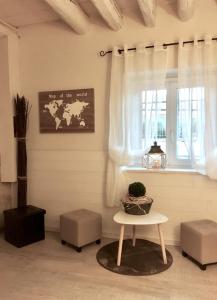 LOGIS HOTEL L Auberge dUzes