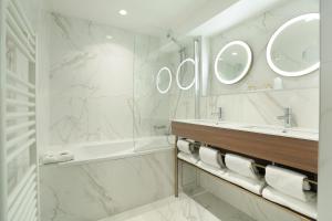 Hotels Hob Le Cheval Blanc : Chambre Triple