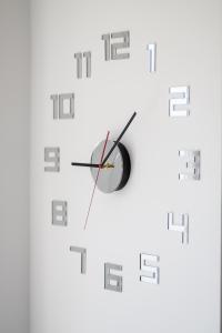 S & V Deluxe Apartments