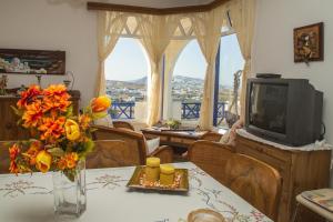 Villa Eva with Panoramic view Santorini Greece