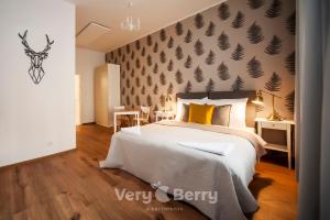 Very Berry - Sniadeckich 1 - Fair Trade Apartments, check in 24h