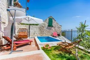 Villa Andrea in Brela, private pool - Carevići