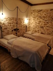 Statek "Two brooms", Apartment