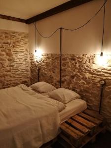 Statek "Two brooms", Apartment