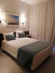 Basic Double Room room in Hotel Costa de Prata 2 & Spa