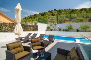 Villa Somnium near Trogir, pool and gym