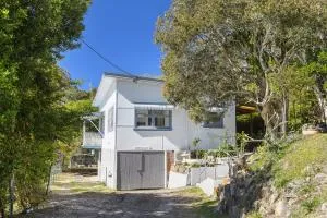 Whitecaps, 26 East Street - Crescent Head