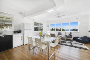 Whitecaps, 26 East Street