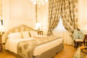Superior Double Room room in Grand Hotel Majestic gia' Baglioni